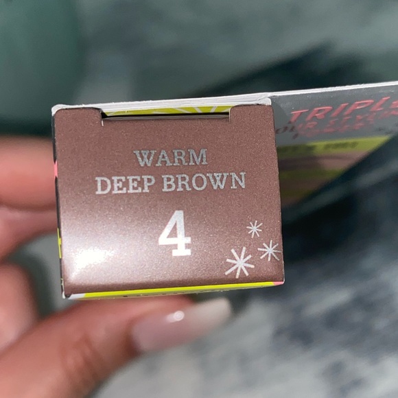 Benefit Brow Styler in “4 Warm Deep Brown” - Picture 2 of 4